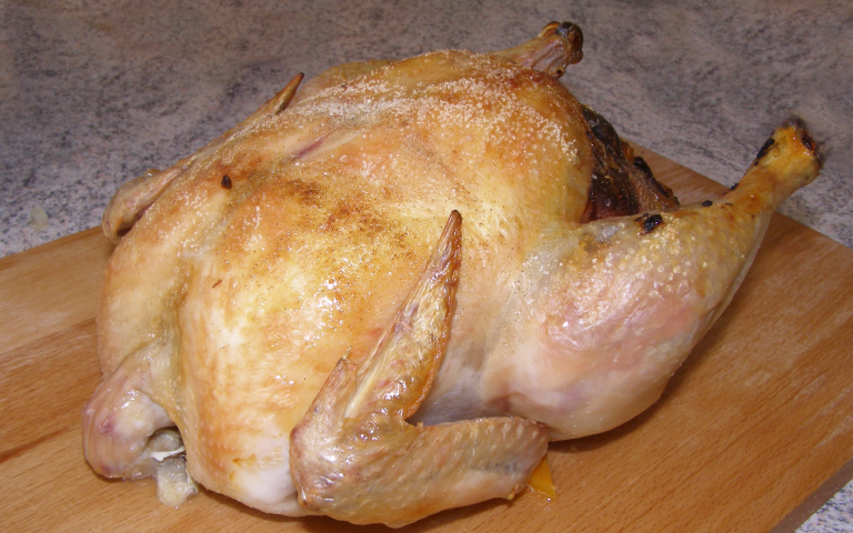 Ganzes Hähnchen