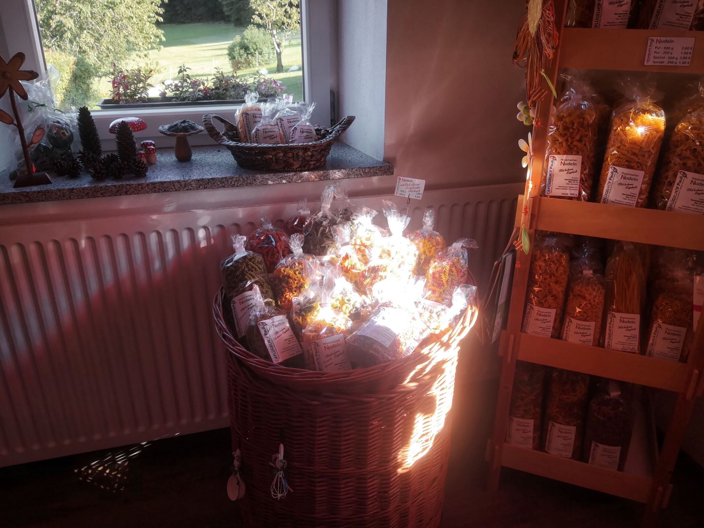 Nudeln und andere Produkte im Hofladen Pauli
